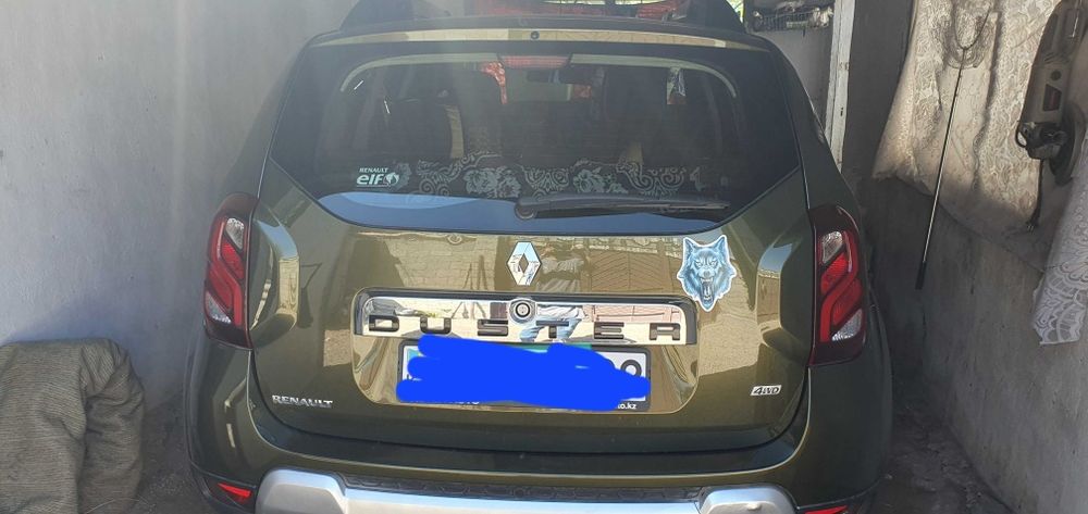 Продам Renault Duster 2015года