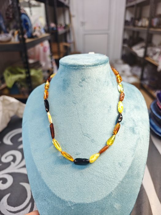 Кехлибар колие гердан