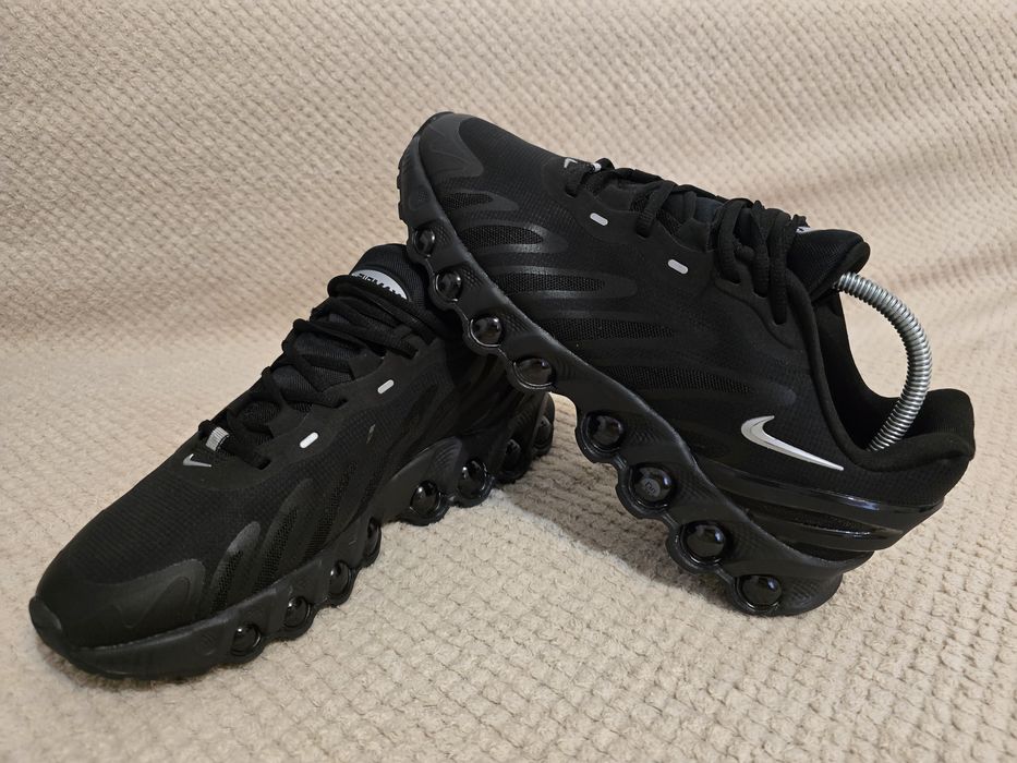Nike dn 9 nr 44 int 28 cm preț 350 lei