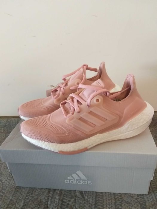 Adidas UltraBoost 22 Women Pink -  дамски маратонки НОВИ