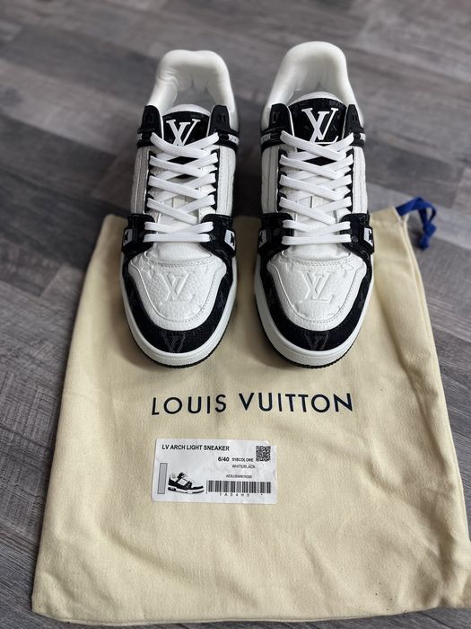 Adidasi Louis Vuitton Trainer Pe Comanda Super Premium