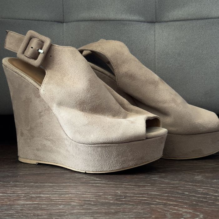 Продам обувь зима,лето