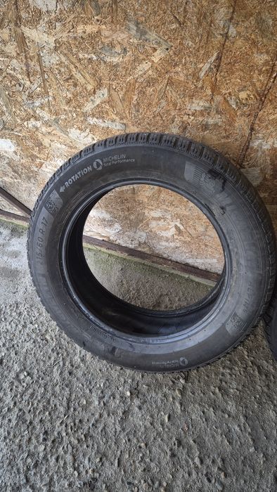 215 60 17 Micheil Alpin 6 iarna