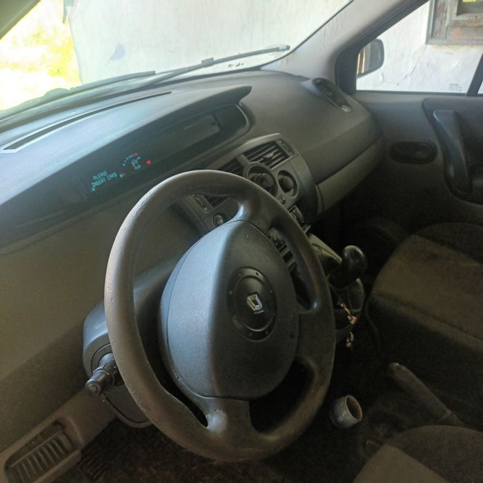 RENAULT Scenic 2004 — imagine 3