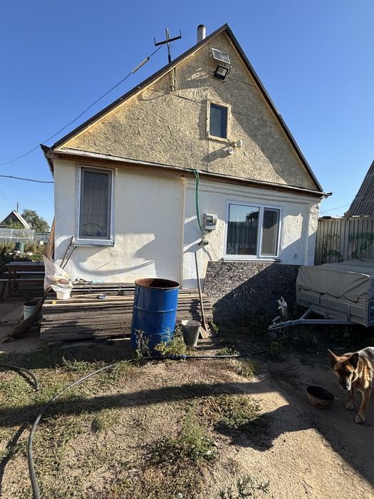 Продается дачный участок с  домиком