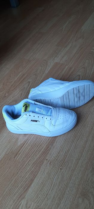 Adidasi baieti PUMA.