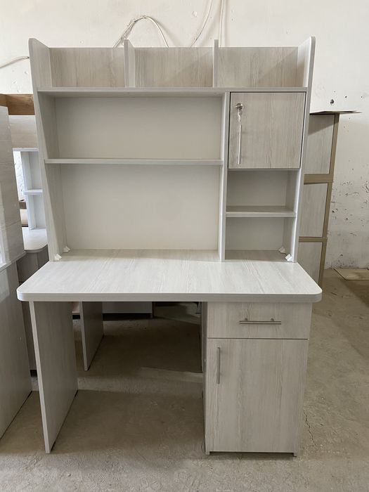 Стол письменный от производителя