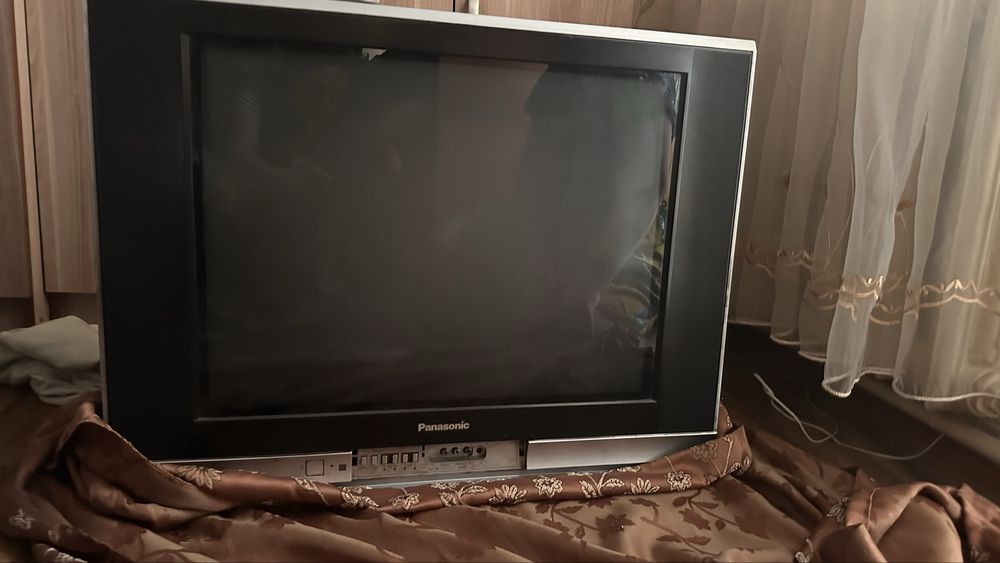 Продам телевизор