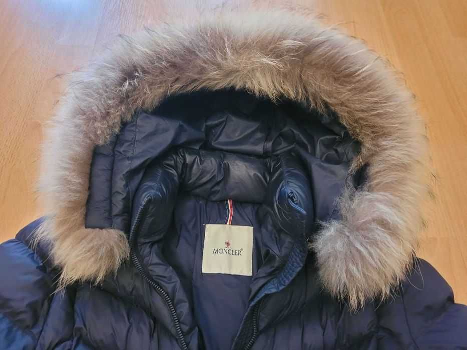 Geacă Moncler originală