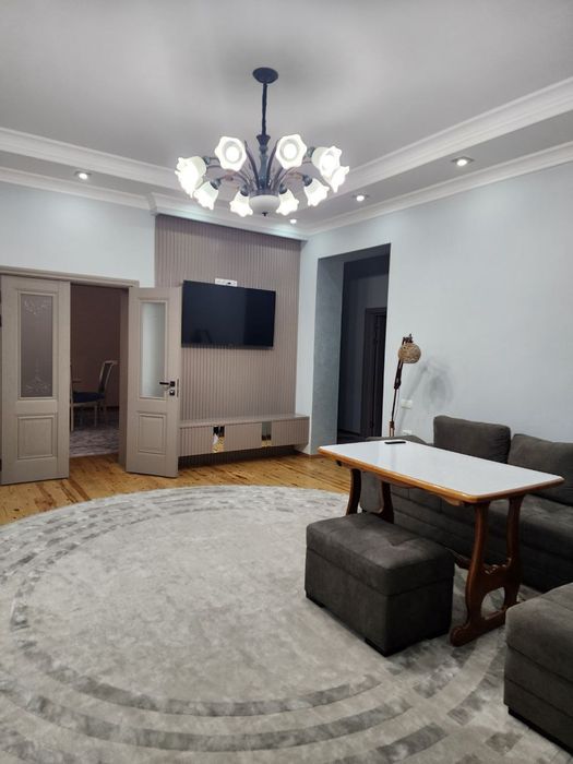 Kogon yolida, Issiknon atrofda, 6sotkli 5xonalik,shikarniy kottej soti