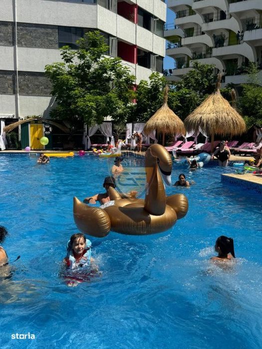 Restaurant + Piscina | 905mp teren | Afacere la cheie |Mamaia Nord