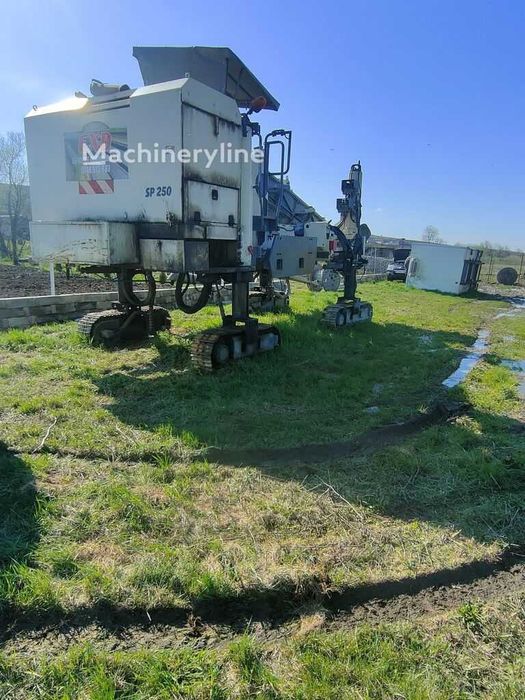 Finisor beton WIRTGEN SP-250 , din 2010, stare foarte buna functionare