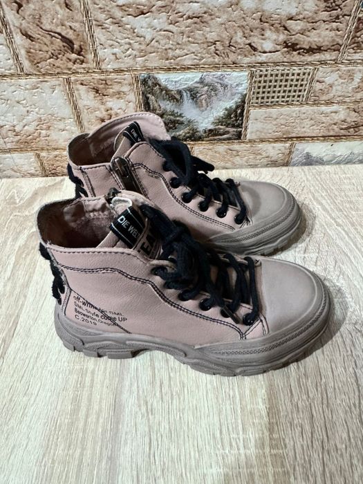 Ботиночки для девочки демисезонные