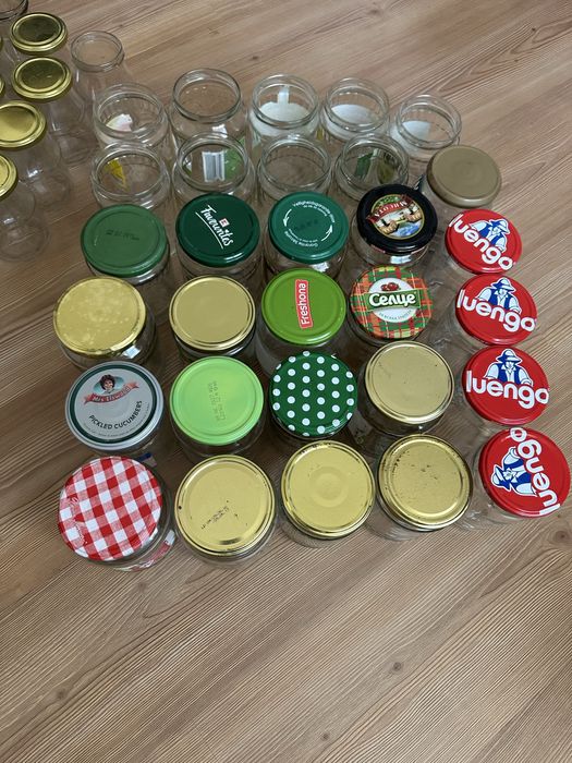 Стъклени буркани цената е за всички