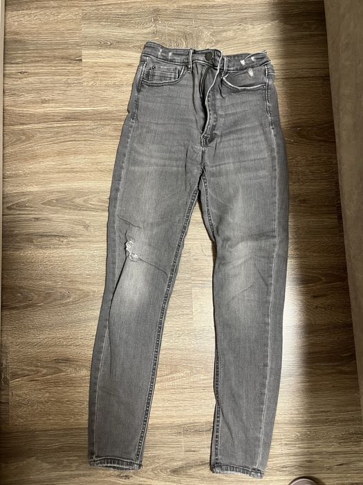 Дамски дънки и панталони