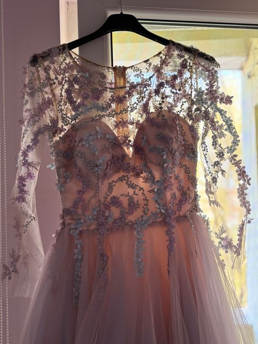 Официална  рокля