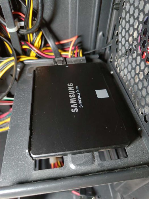 SSD Samsung 860 EVO 250GB (SATA, 2.5")