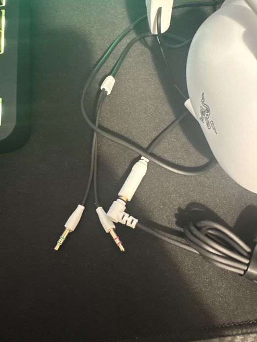 Слушалки с микрофон RAZER BlackShark V2 X Бели