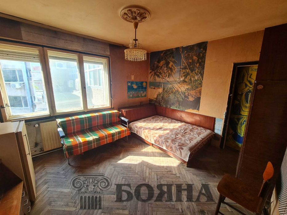 Продава се Двустаен апартамент в Русе, Център - 61 кв.м за 1345 €/кв.м - Снимка #8