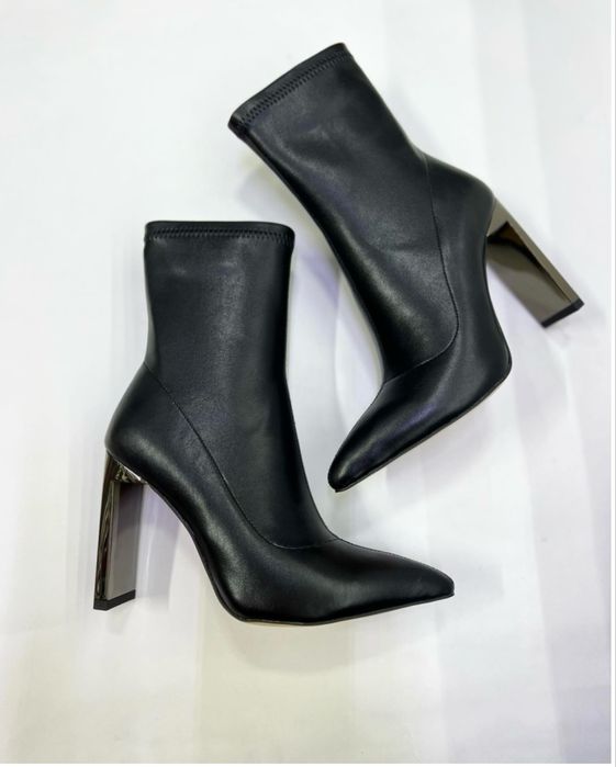 Продам женские ботильоны