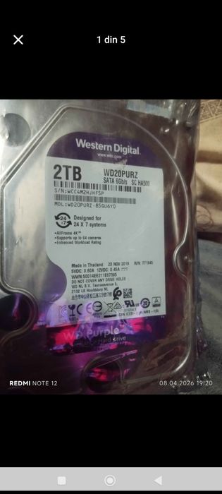 Vând hard nou, sigilat Western Digital 2 TB
