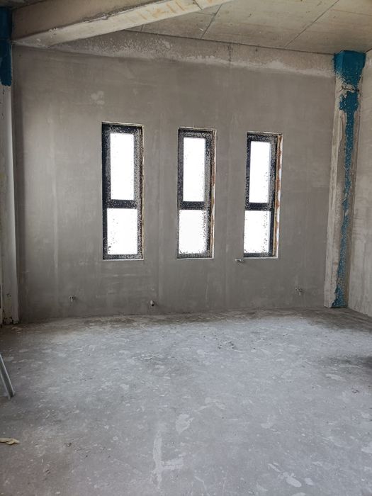 Echipă profesionistă | Constructii case la roșu / cheie | Tencuieli mecanizate & Finisaje