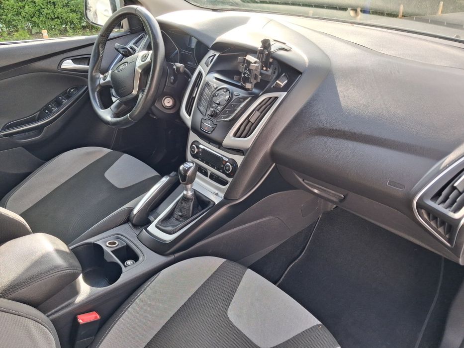 Ford Focus 16 Benzină 2012