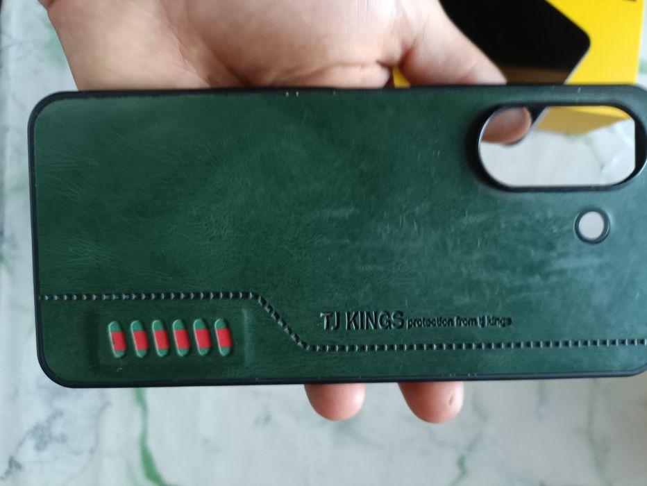 Продам телефон POCO C65