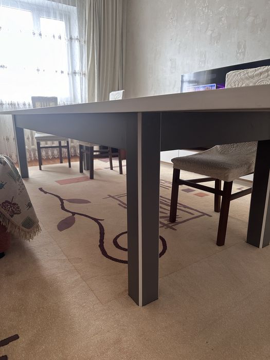 Продам хороший стол