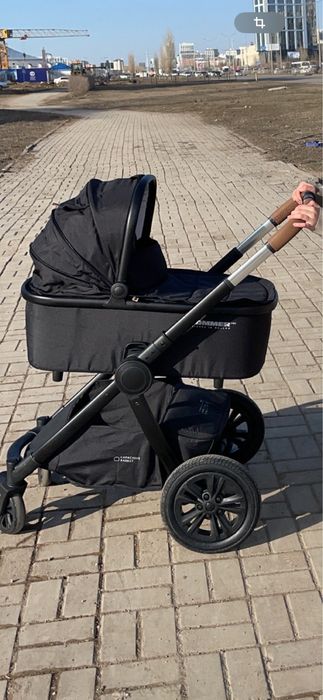 Коляска в отличном состоянии