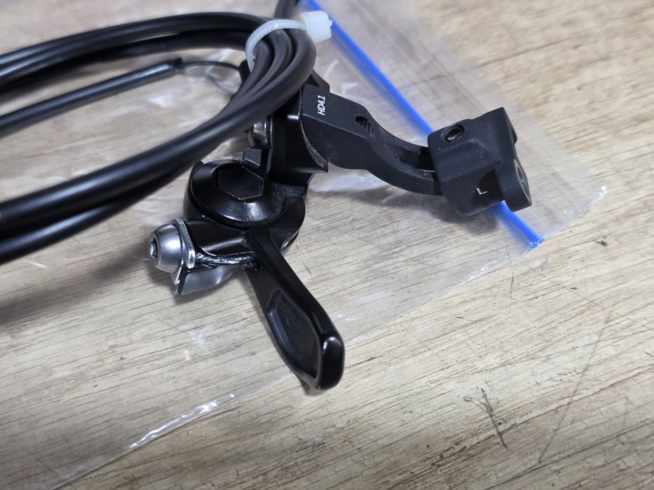 Limotec Alpha 1 Dropper Post  34,9mm  maneta ghidon, tija șa reglabila