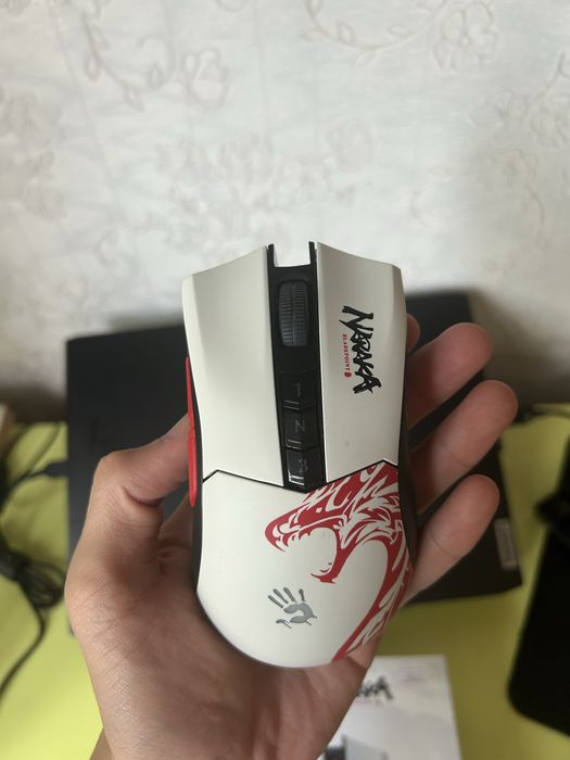 Продам игровую мышку