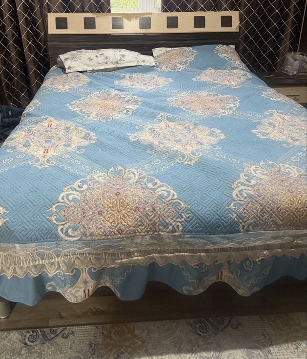 Продам Спальный гарнитур