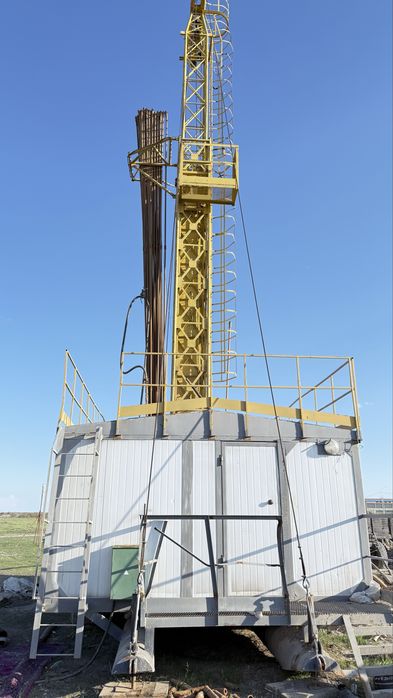 Буровой агрегат ЗИФ-1200