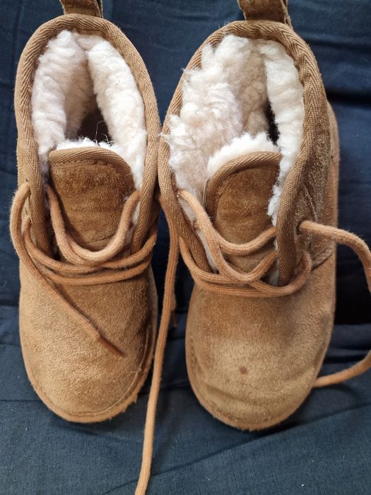 UGG детски боти номер  32.5