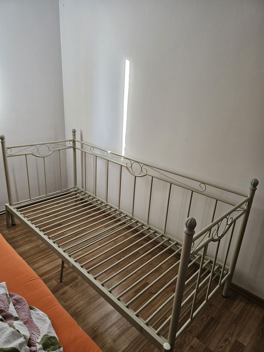 Pat metalic extensibil