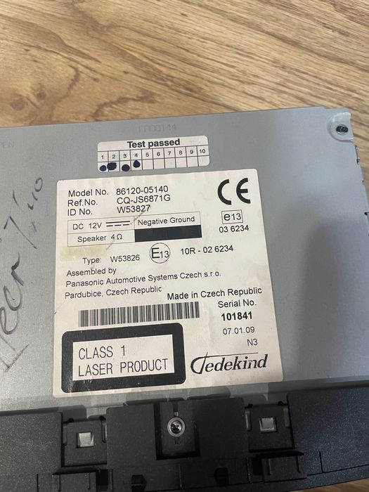 Касетофон на Тойота Авенсис 2009