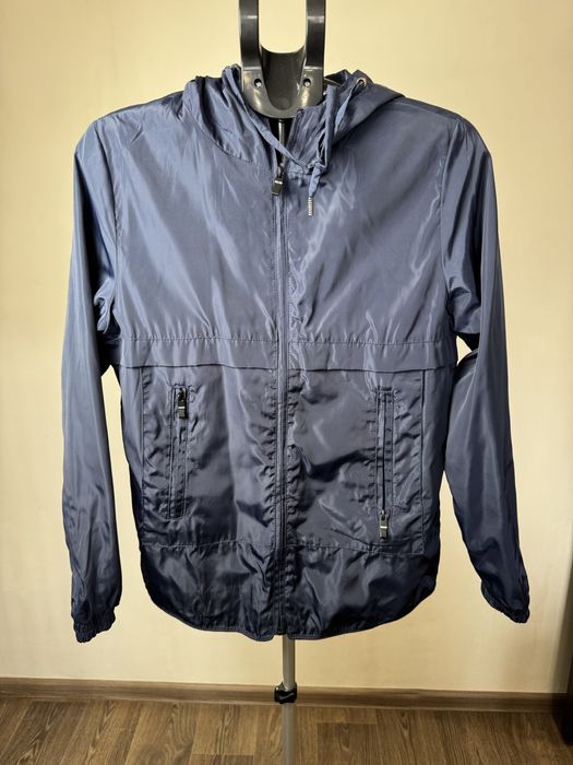 Ветровка размер 46