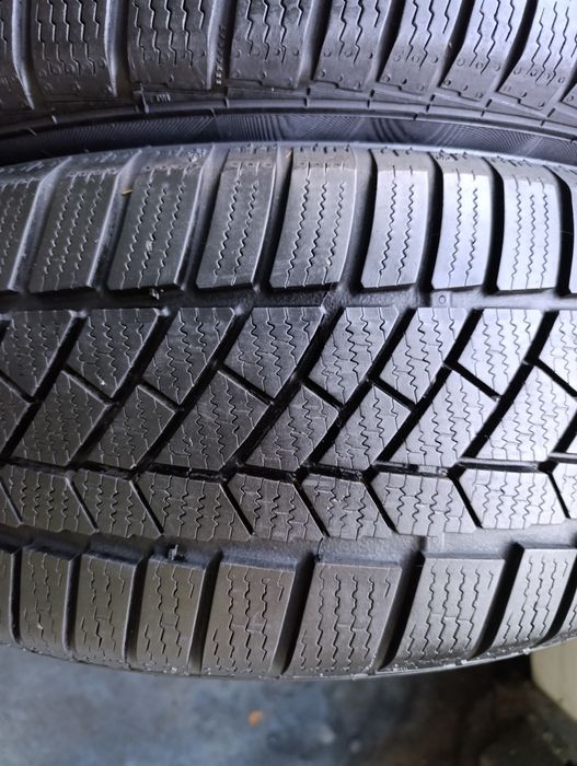 Anvelope de iarnă 205 55 17 Continental*dot 2020