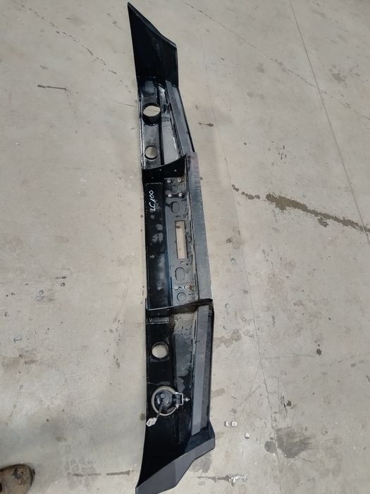 Vând bara metalica  piese Toyota Land Cruiser 100