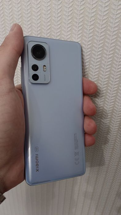 Xiaomi 12 256GB в хорошем состоянии