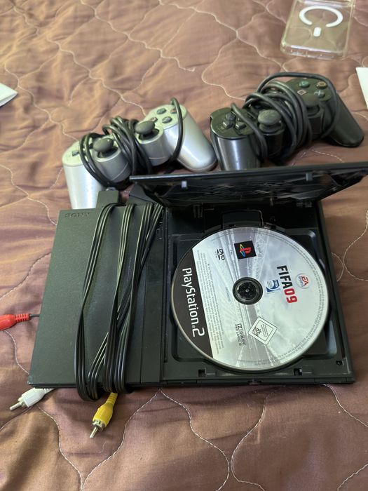 Playstation 2 на части