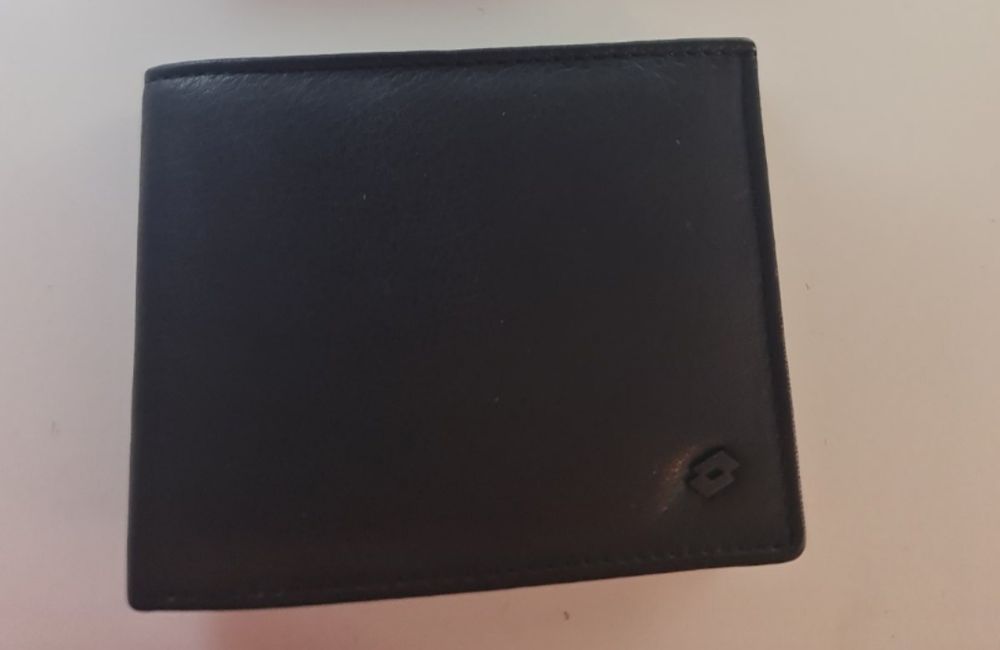 Два мъжки портфейли от 100% естествена кожа