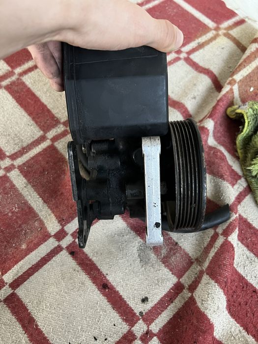 Ssangyong Rexton. Kyron G23D. Насос гидроусилителя руля.