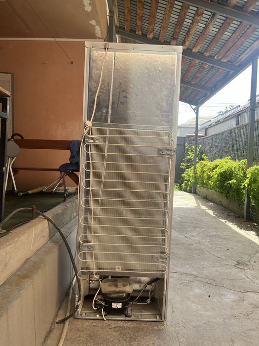 Холодильник Бирюса M6133 серебристый