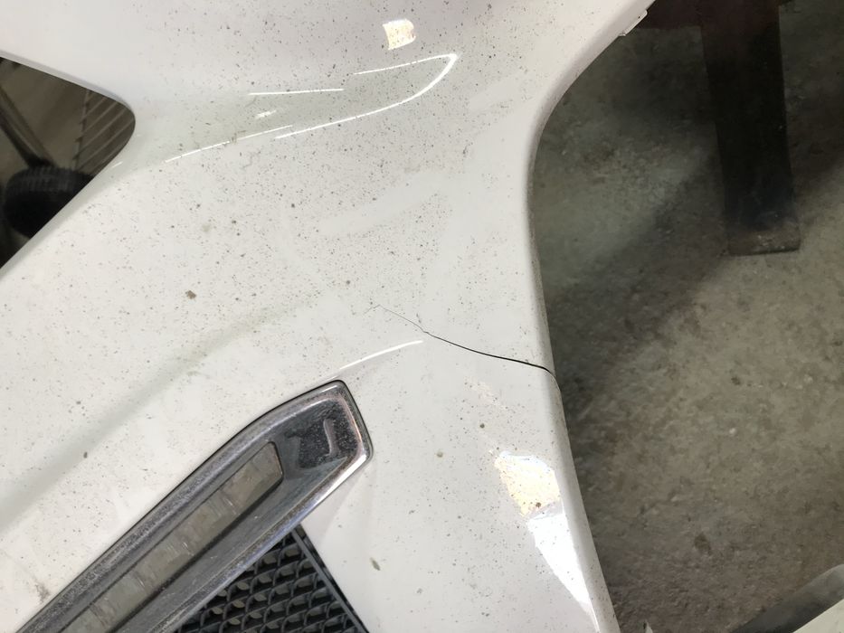 Продам бампер на Mercedes (мерседес)