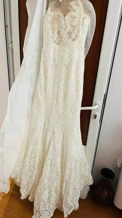 Булчинска рокля.