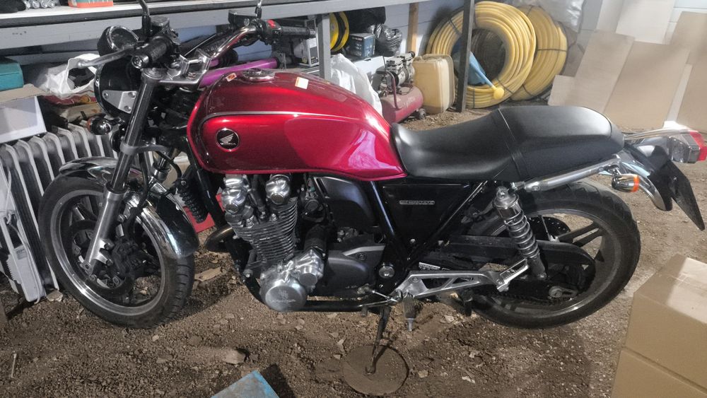 Продам Хонду СВ 1100 в отличном состоянии