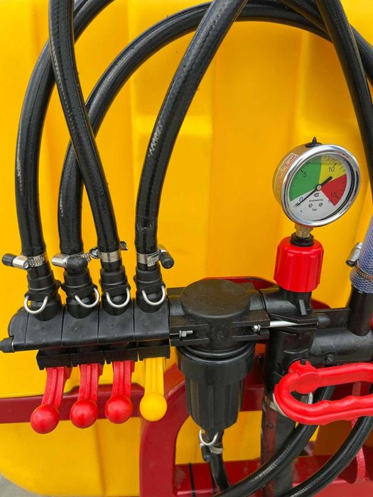 Пръскачка / хербицидна машина / Strumyk – 12 м, 600 л и 400 л (Нова)