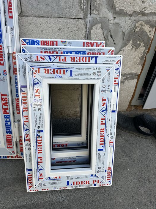 Форточки новые, чистые